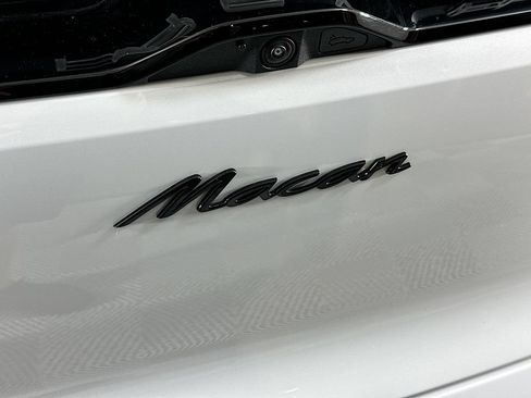 Certified 2025 Porsche Macan Electric RWD image 34