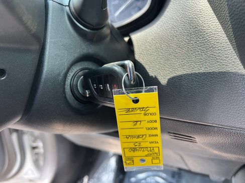 Used 2023 Toyota Corolla LE FWD image 18