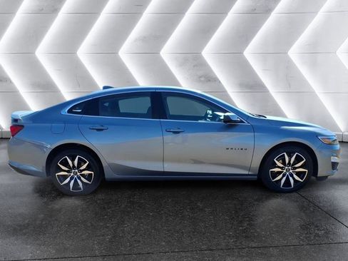 Used 2024 Chevrolet Malibu RS image 6