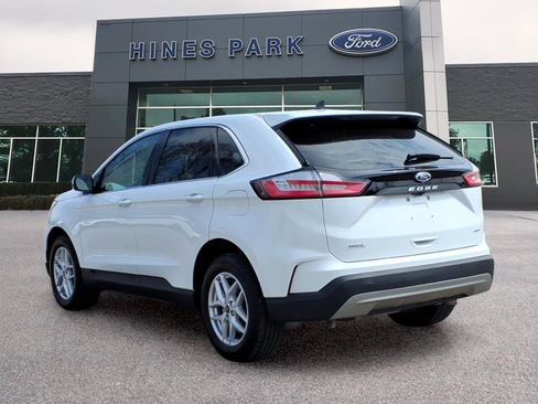 Used 2023 Ford Edge SEL w/ Convenience Package image 5