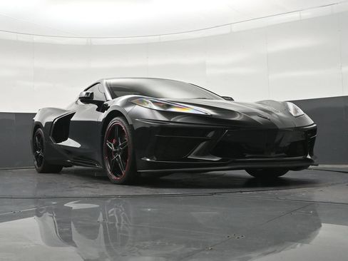 Used 2022 Chevrolet Corvette Stingray Premium Conv w/ Z51 Performance Package RWD image 28