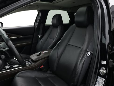 Used 2023 MAZDA CX-30 AWD 2.5 S w/ Premium Package image 17