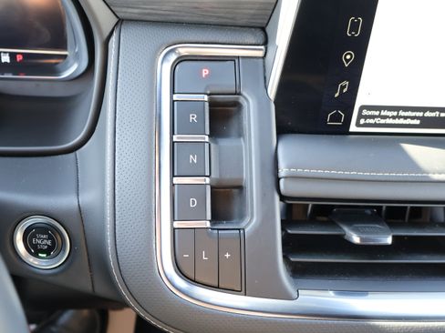 Used 2024 GMC Yukon SLT image 35