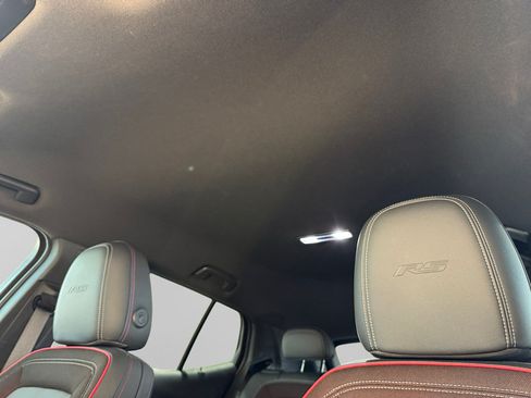 Used 2024 Chevrolet Equinox EV RS FWD image 25