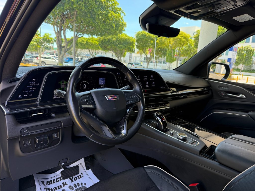 Used 2022 Cadillac Escalade ESV Sport RWD image 10