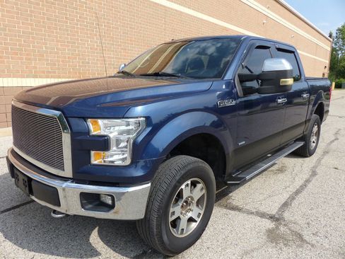 Used 2017 Ford F150 XLT w/ Equipment Group 302A Luxury AWD/4WD image 6
