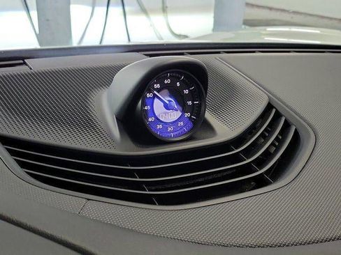 Used 2023 Porsche Taycan 4S image 30