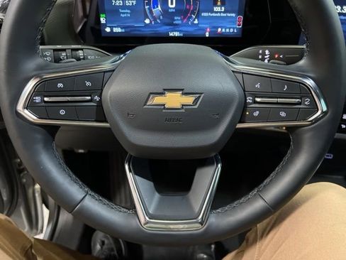 Used 2026 Chevrolet Equinox LT image 37