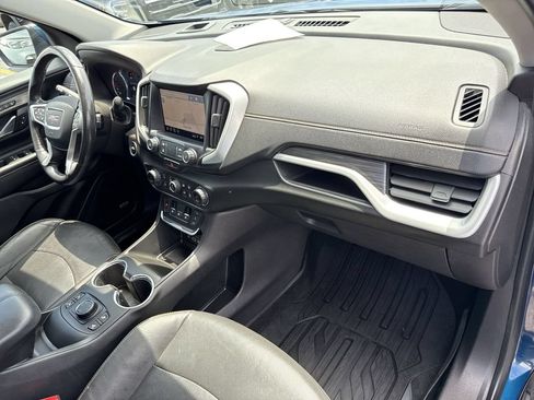 Certified 2020 GMC Terrain SLT w/ Preferred Package AWD/4WD image 29
