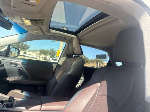 Used 2019 Lexus RX 350 FWD w/ Premium Package image 11
