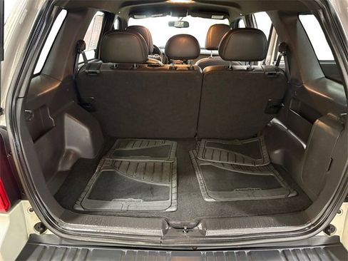 Used 2008 Ford Escape Limited image 12