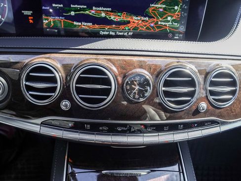 Used 2020 Mercedes-Benz S 560 4MATIC Sedan image 41