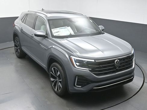 New 2026 Volkswagen Atlas Cross Sport SEL Premium R-Line AWD/4WD image 42