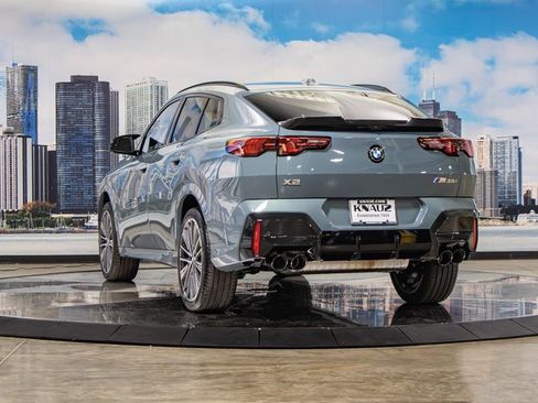 Used 2025 BMW X2 M35i w/ Premium Package image 9