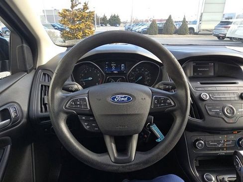 Used 2016 Ford Focus SE image 12