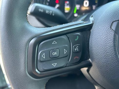 Used 2024 Jeep Wrangler Unlimited w/ Convenience Group AWD/4WD image 19