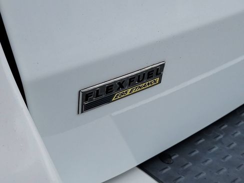 Used 2014 Chrysler Town & Country Touring FWD image 5