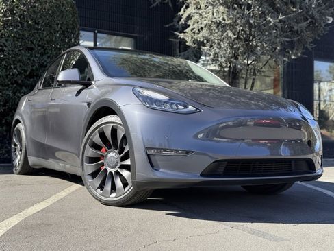 Used 2020 Tesla Model Y Performance image 5