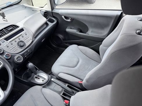 Used 2013 Honda Fit image 36