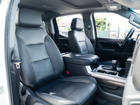 Used 2022 Chevrolet Silverado 1500 LTZ w/ LTZ Premium Package AWD/4WD image 20