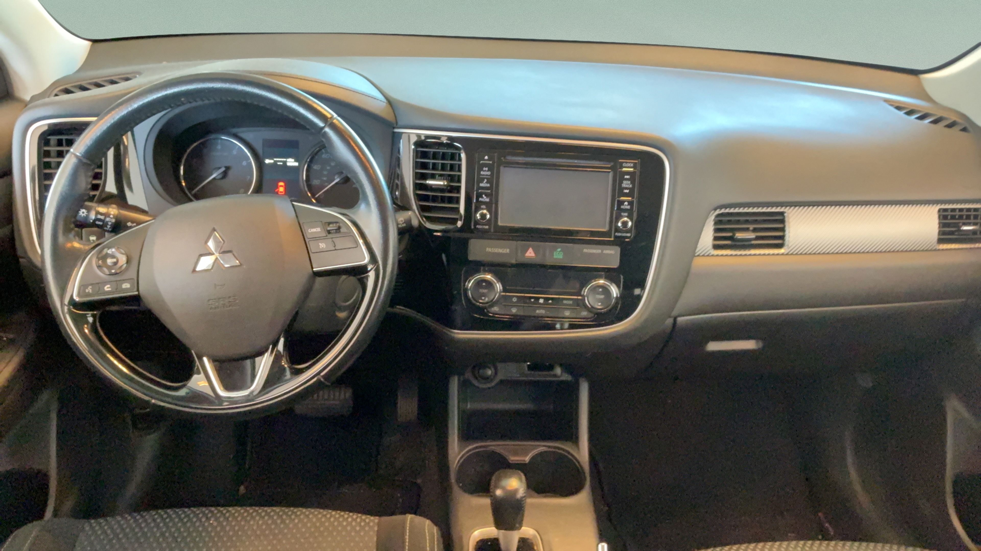 Used 2016 Mitsubishi Outlander SE FWD image 24