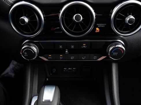 New 2025 Nissan Sentra SV w/ Trunk Package image 16