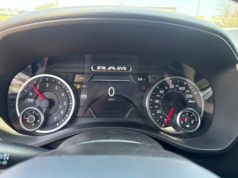 New 2026 RAM 1500 4x4 Crew Cab image 11