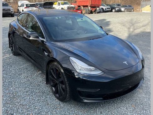 Used 2020 Tesla Model 3 Performance image 1