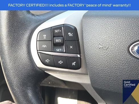 Used 2023 Ford Explorer XLT w/ Equipment Group 202A AWD/4WD image 40