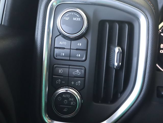 Used 2021 GMC Sierra 1500 AT4 w/ AT4 Value Package AWD/4WD image 30