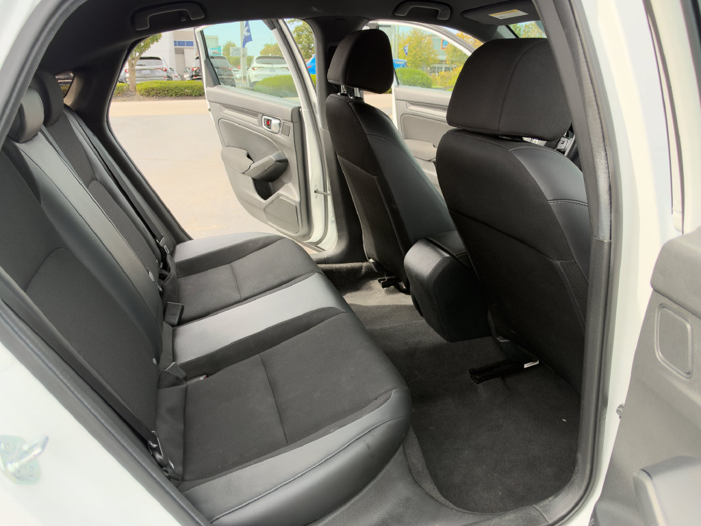 Used 2024 Honda Civic Sport image 11