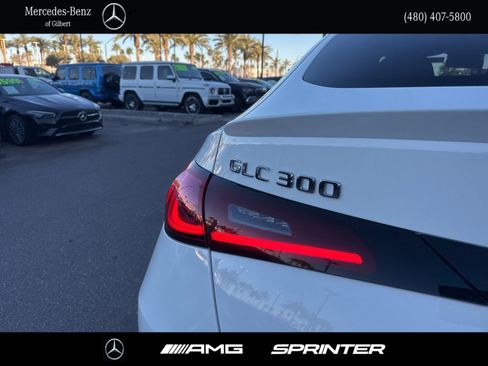 Certified 2025 Mercedes-Benz GLC 300 4MATIC image 6