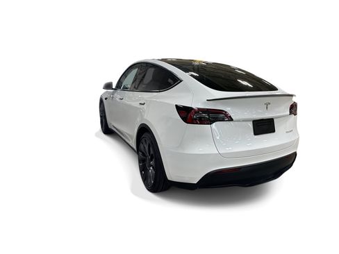 Certified 2023 Tesla Model Y Performance AWD/4WD image 4