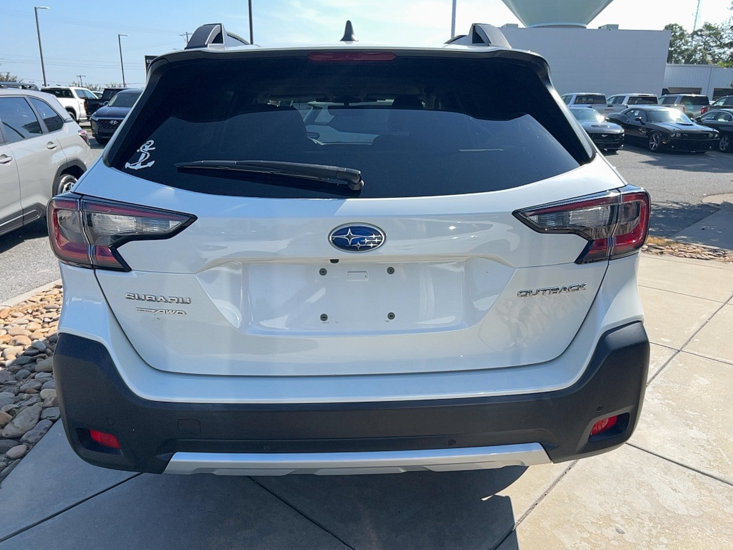 Certified 2024 Subaru Outback Limited AWD/4WD image 3