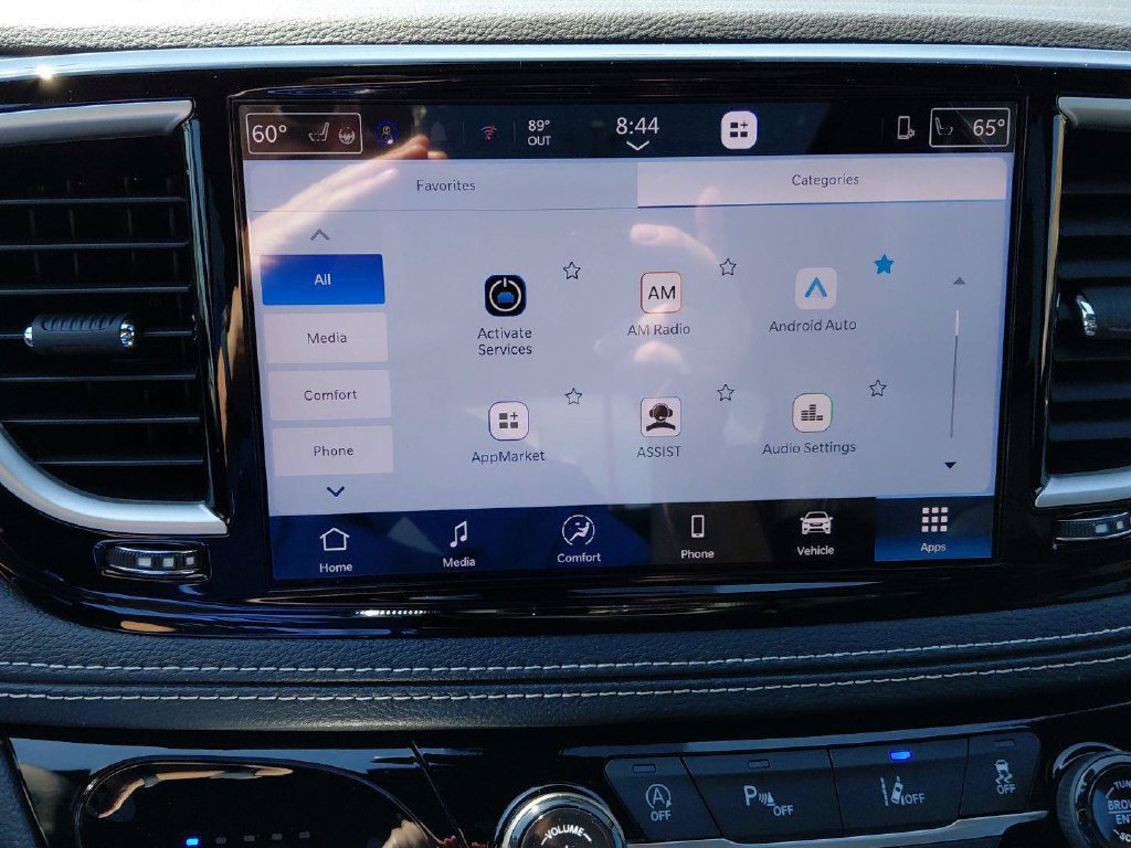 New 2026 Chrysler Pacifica Select AWD/4WD image 38