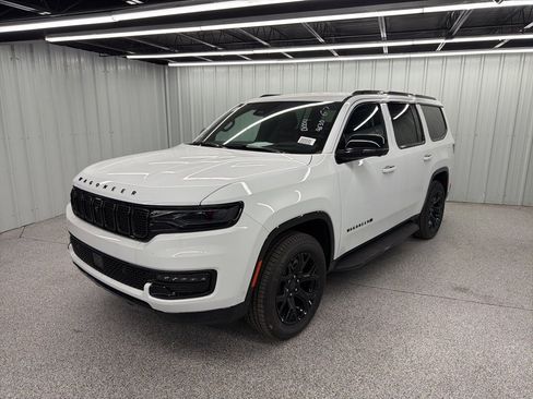 New 2025 Jeep Wagoneer Series II w/ Convenience Group I image 3