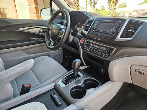 Used 2017 Honda Pilot LX image 20