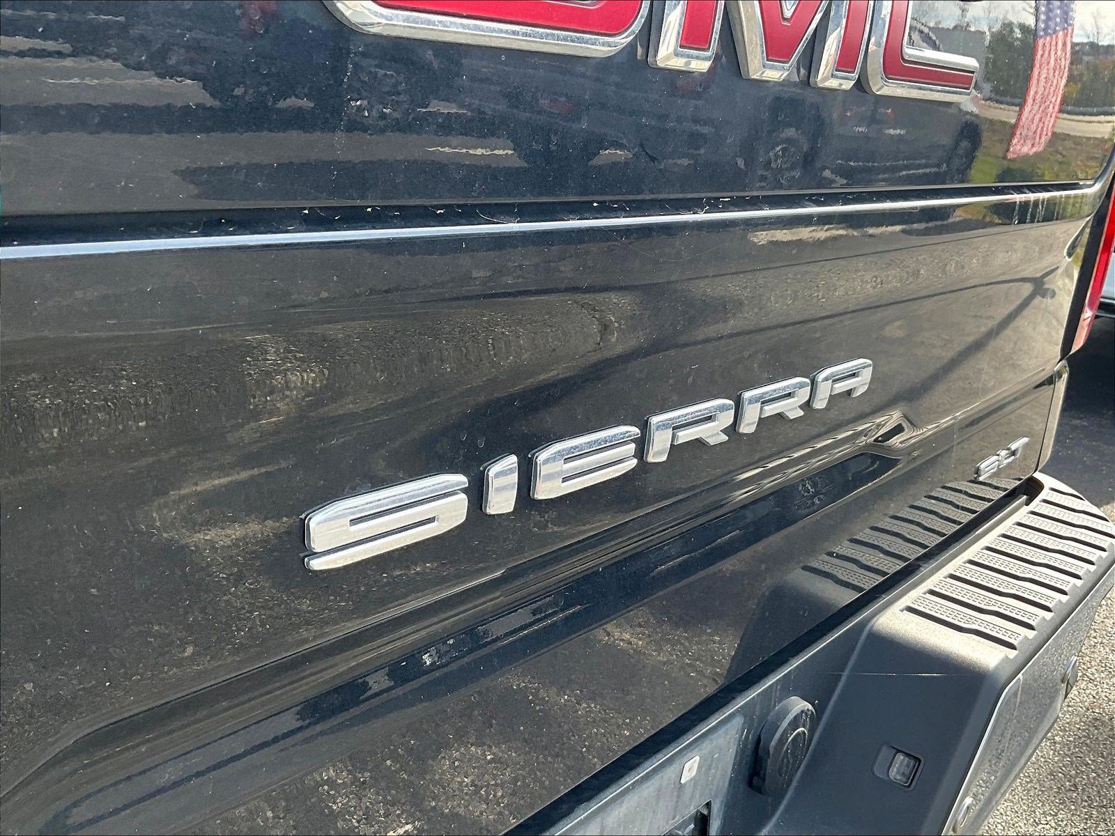 Used 2019 GMC Sierra 1500 SLT w/ SLT Premium Plus Package AWD/4WD image 25