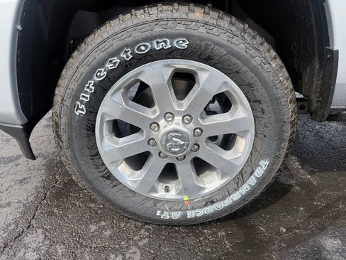 New 2026 RAM 2500 Laramie AWD/4WD image 10