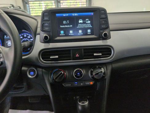 Certified 2021 Hyundai Kona SEL Plus AWD/4WD image 19