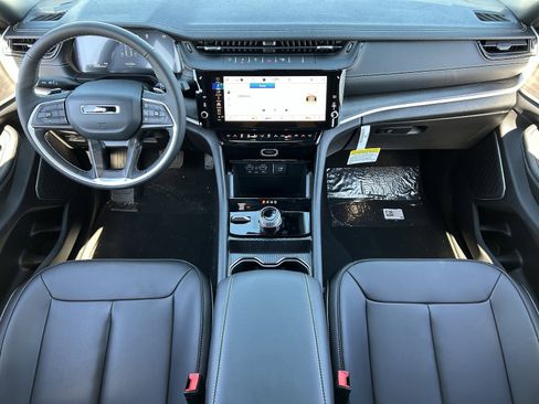 New 2026 Jeep Grand Cherokee Limited image 13