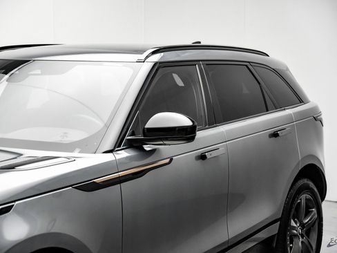 Used 2022 Land Rover Range Rover Velar R-Dynamic S image 24