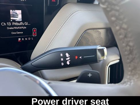 Used 2025 GMC Yukon Denali w/ Denali Reserve Package image 39