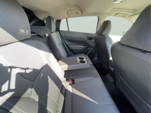 Used 2024 Subaru Crosstrek 2.0i Premium AWD/4WD image 23