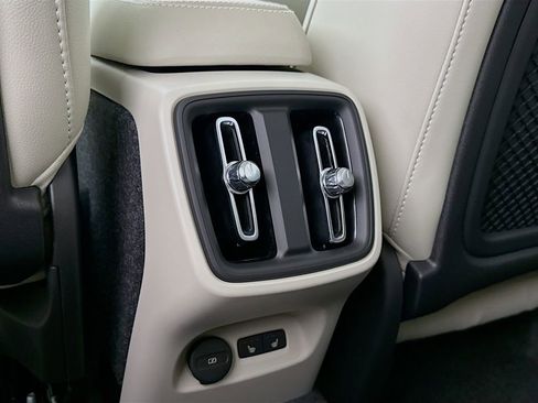 Used 2026 Volvo XC40 B5 Plus w/ Protection Package Premier image 26