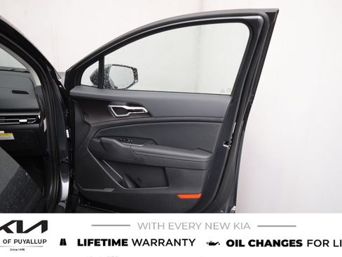 New 2026 Kia Sportage EX AWD/4WD image 15