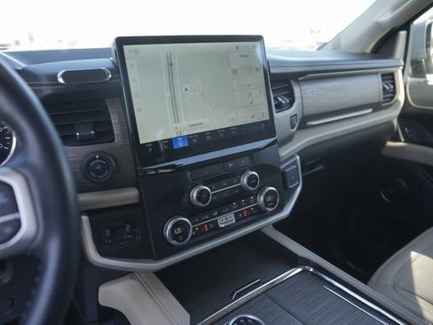 Certified 2023 Ford Expedition Limited image 26