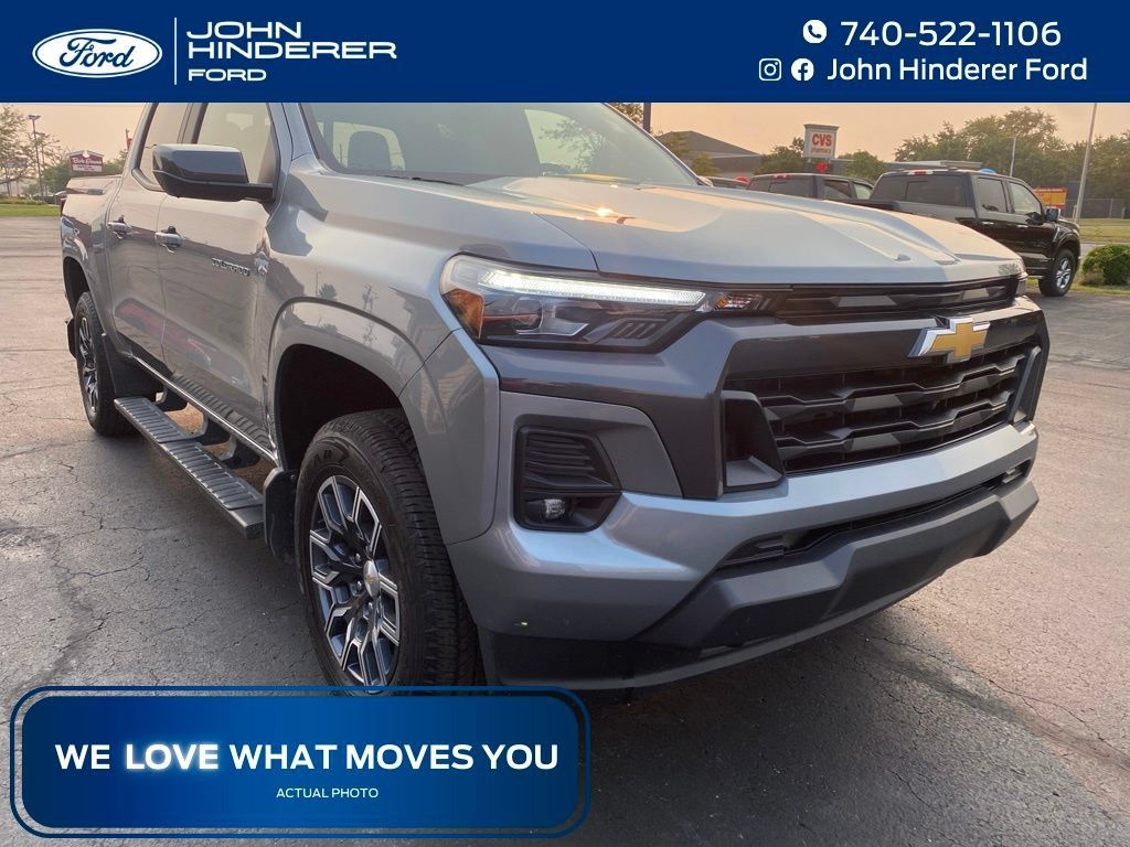 Used 2024 Chevrolet Colorado LT w/ LT Convenience Package III AWD/4WD image 1