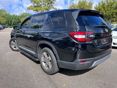 Used 2023 Honda Pilot EX-L image 3