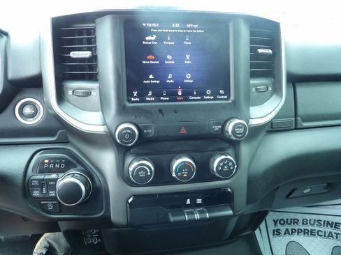 Used 2019 RAM 1500 Big Horn AWD/4WD image 19